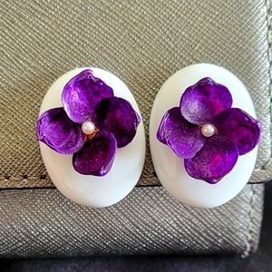 1940's Shell Flower Earrings